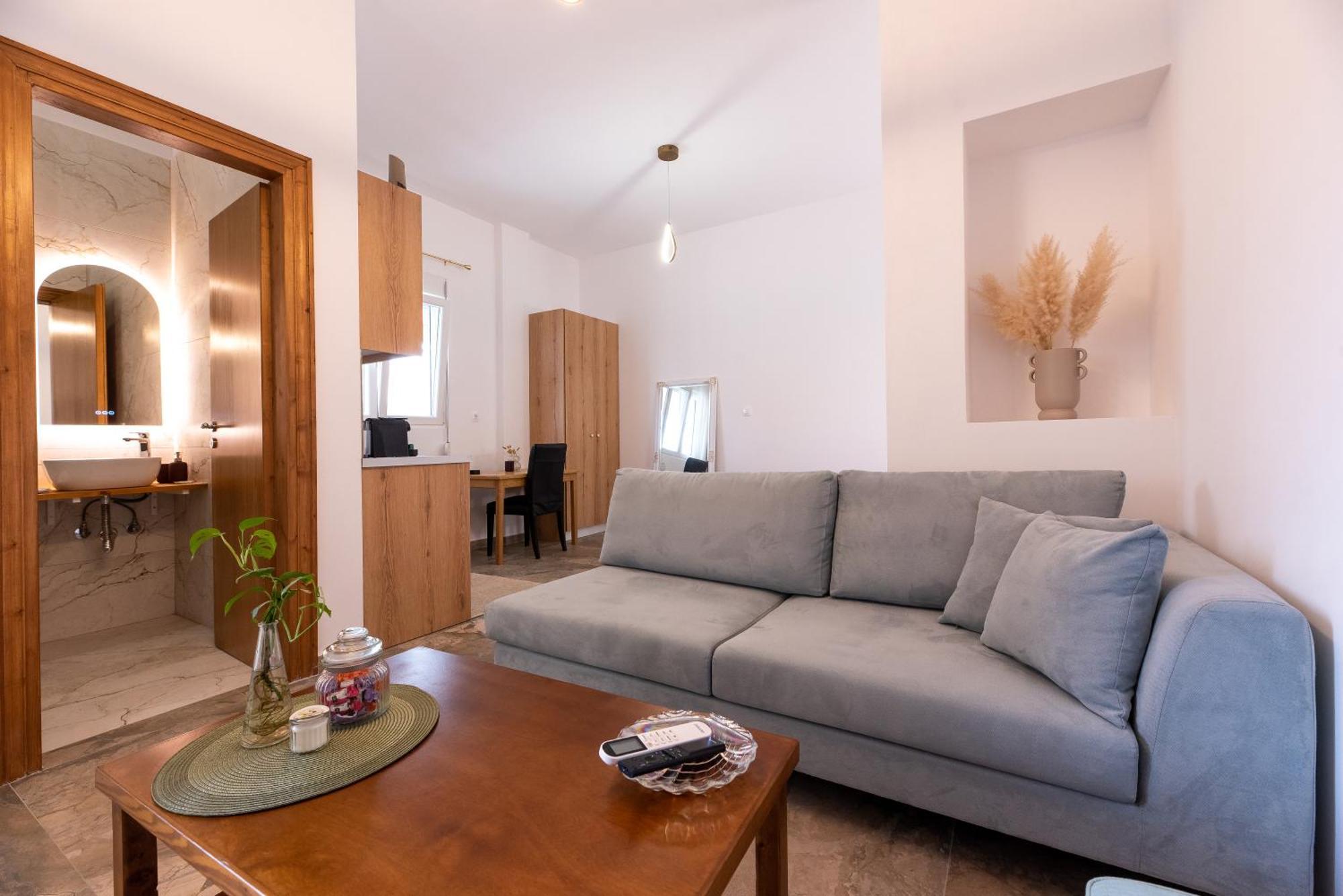 Harmony - Brand New Airport Apt. *